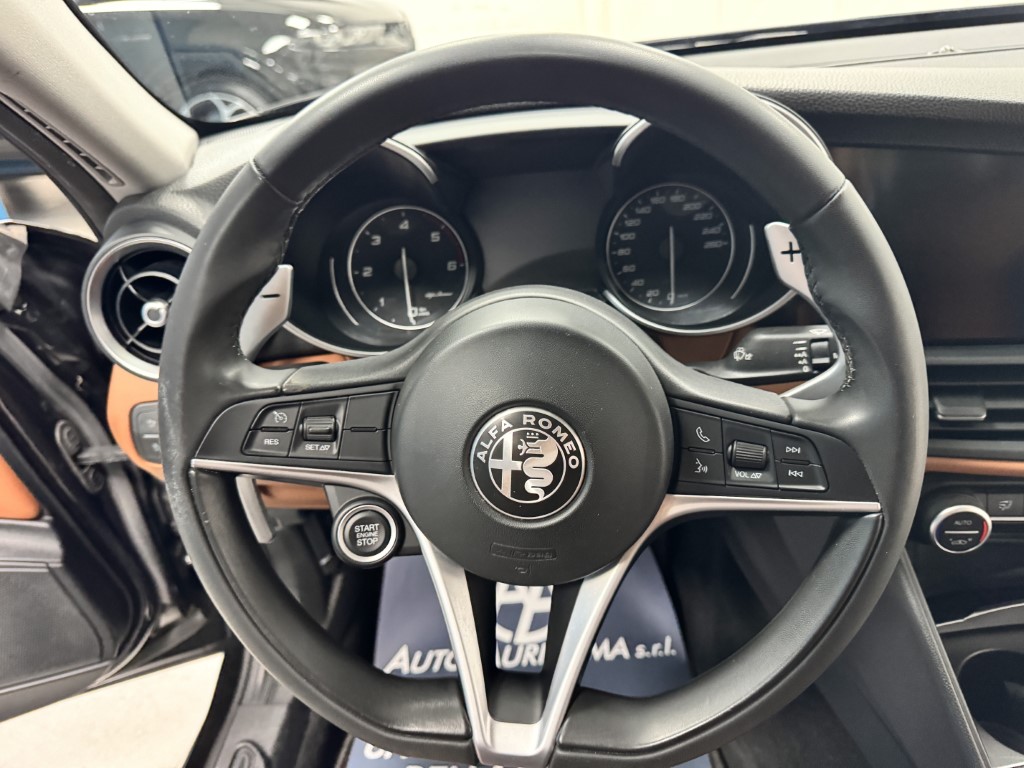 ALFA GIULIA 2.2 TD 160 CV EXECUTIVE AUTOM PADDLE NAVI